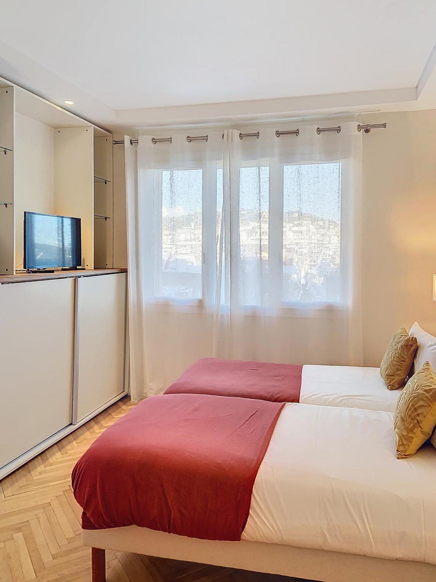 Appartement 3p Quai St Pierre - 348l Alexa