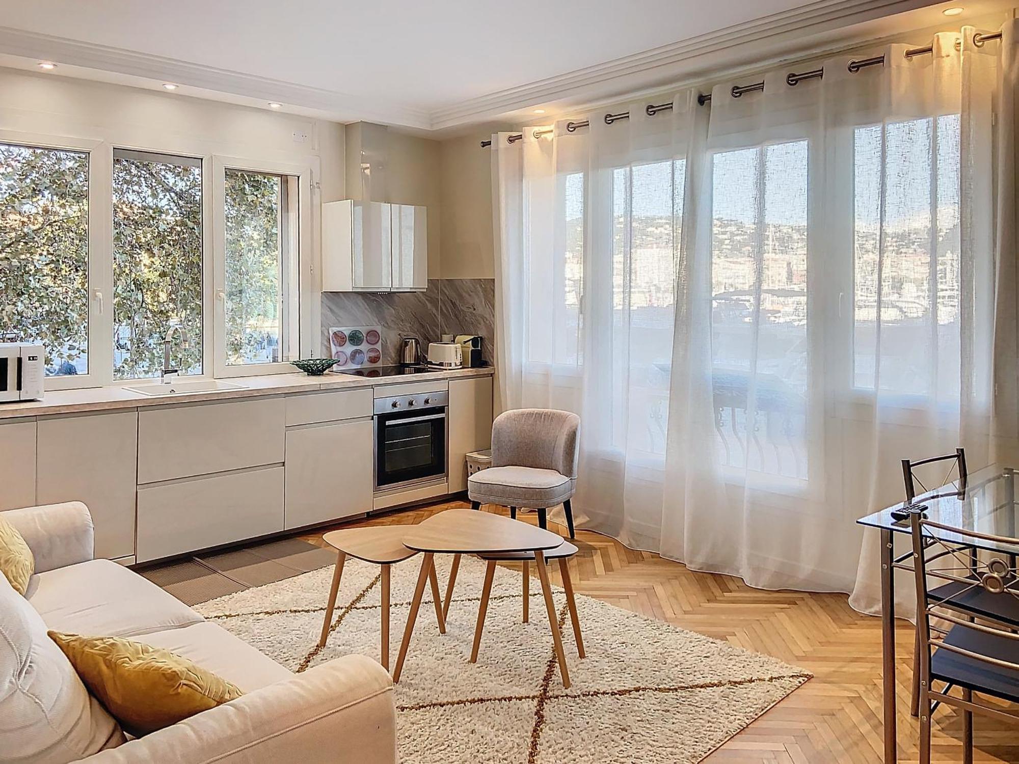 Appartement 3p Quai St Pierre - 348l Alexa *